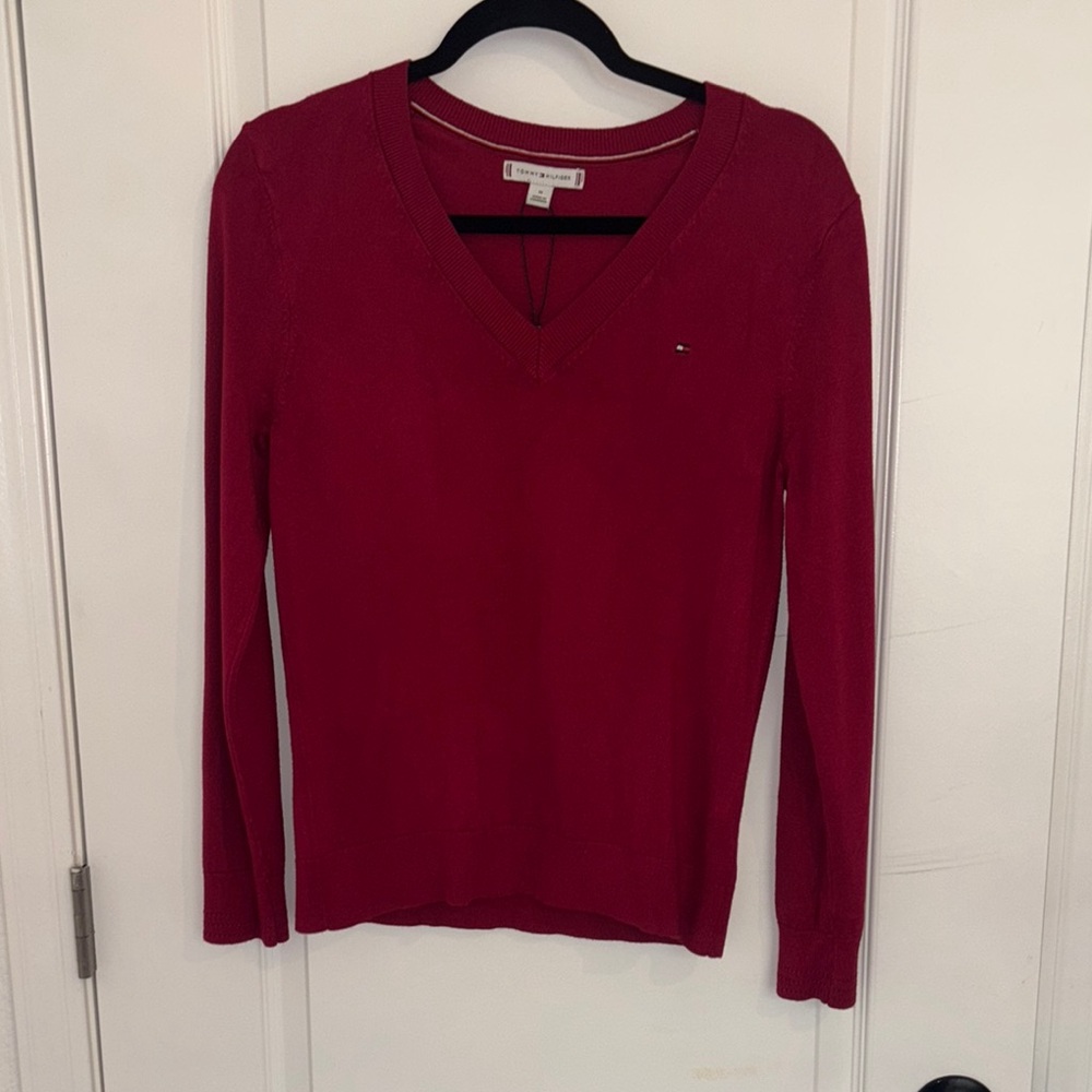 Tommy Hilfiger Classic Red V-Neck Pullover
